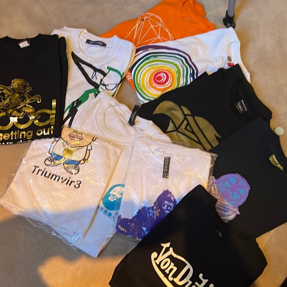 Group of streetwear vintage branded tees from size M to L mostly. 10 pieces